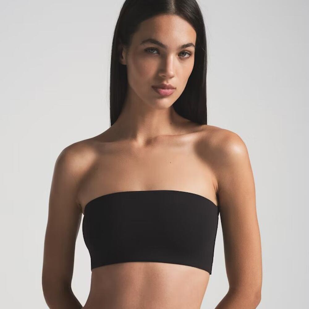 SKIMS Fits Everybody Bandeau Bra Black Size XS Stretch Neutral Strapless NWT